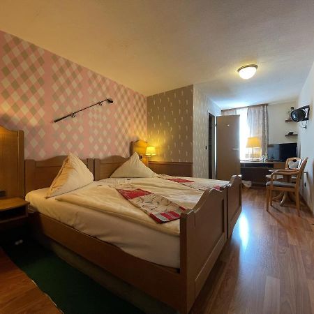 Bebra'S Hessischer Hof Extérieur photo