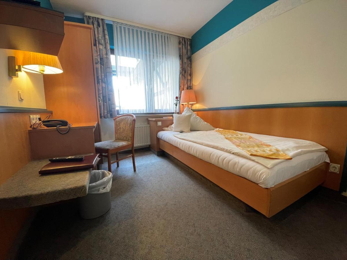 Bebra'S Hessischer Hof Extérieur photo